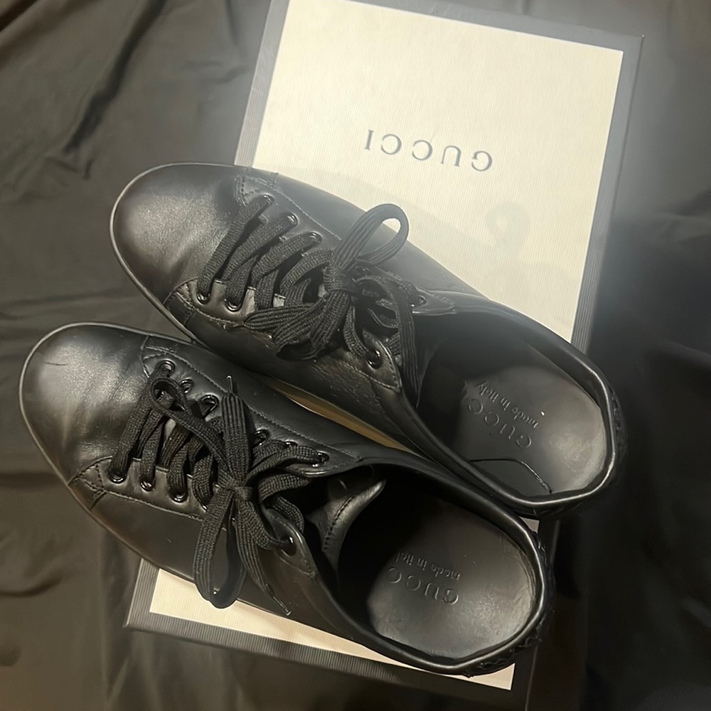 Authentic Gucci solid black ace sneakers